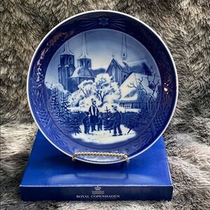 Royal Copenhagen Blue Winter Scene Plate